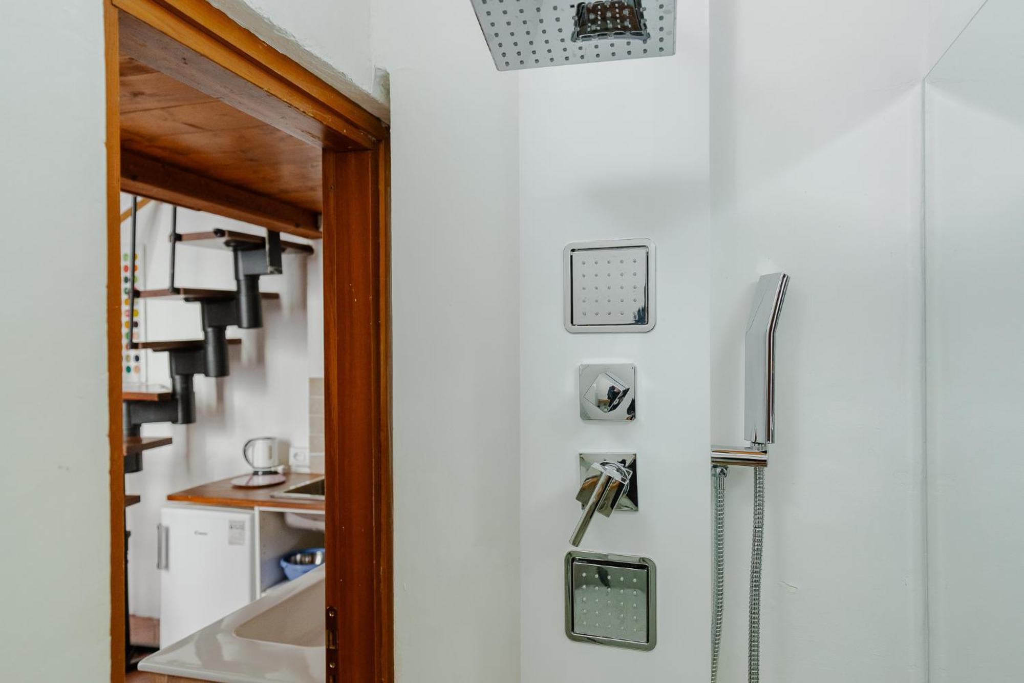 Apartment 3 - Monolocale Caratteristico E Silenzioso